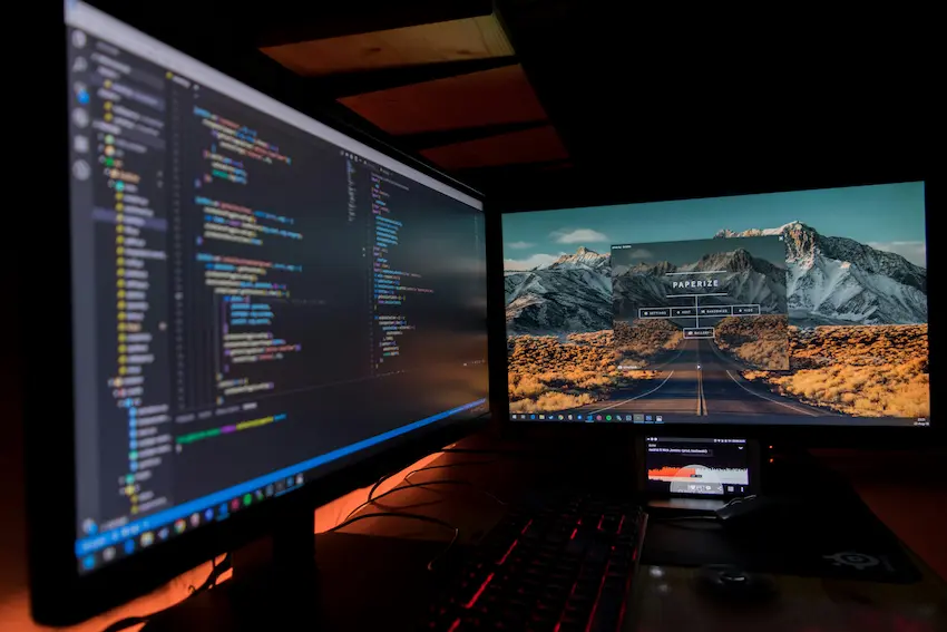 Comparativa entre desarrollo web a código y desarrollo web no-code